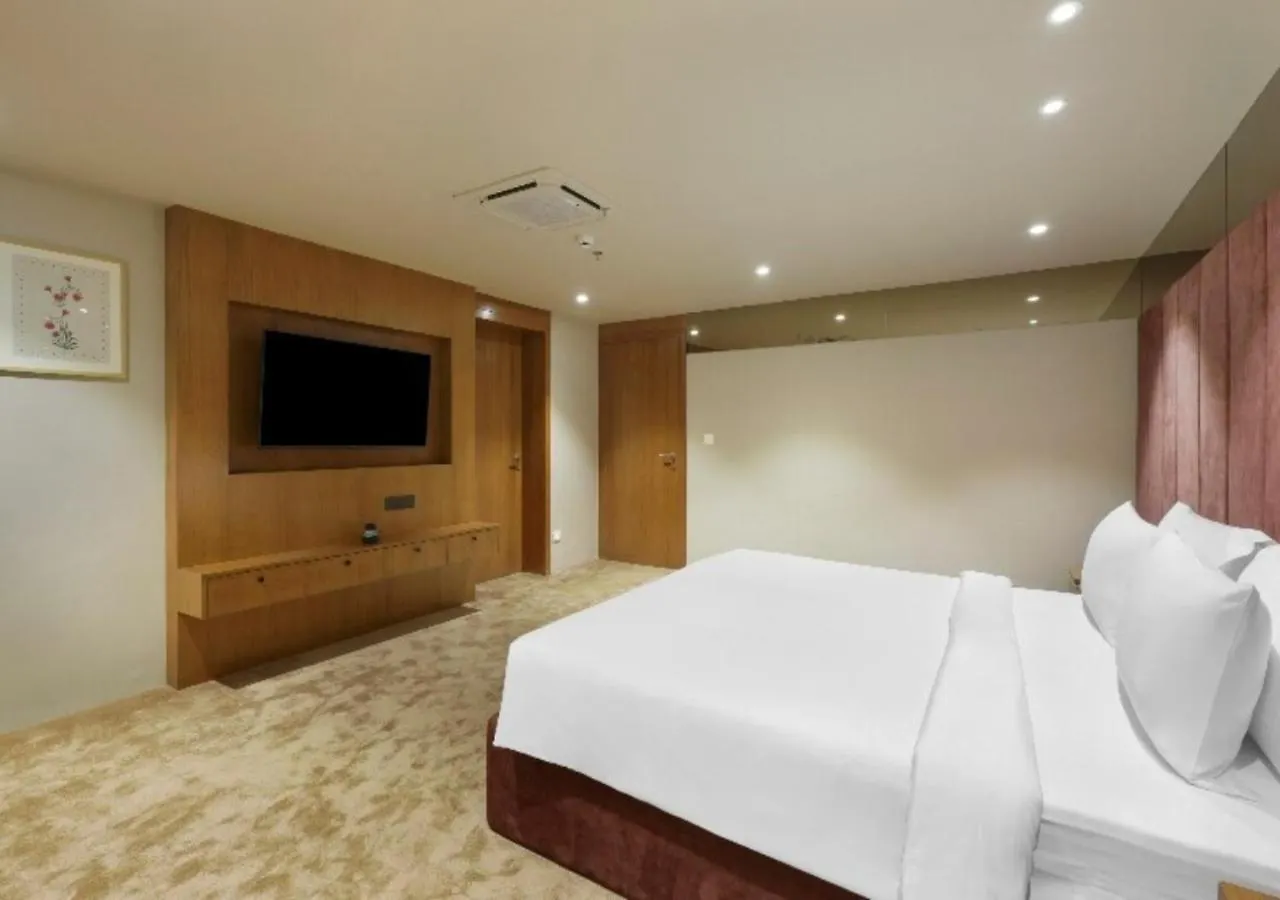 Hotel Calabash Luxury Villa Near New Delhi Airpot